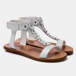 Belladia Girls Sandals Size 12 New in Box Beautiful